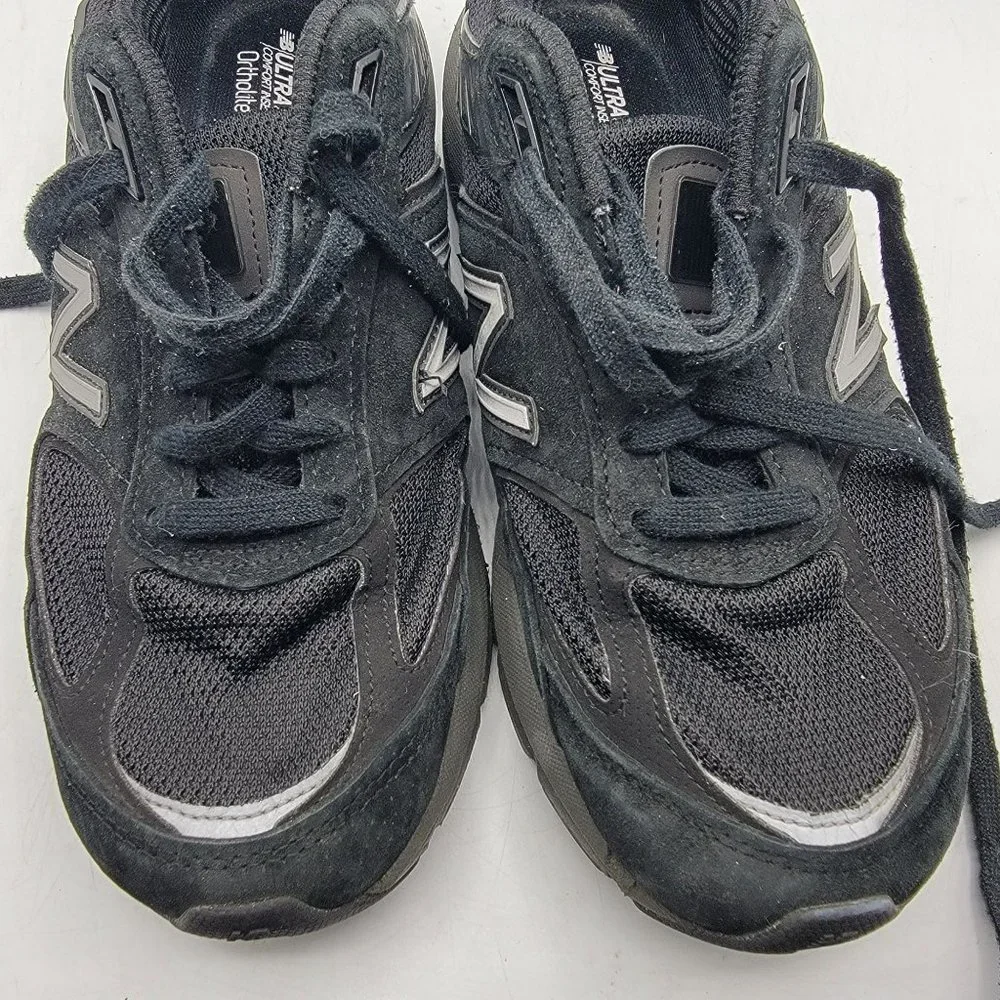 New Balance 990v5 Mens Size 7 (2E) Black Athletic Casual Walking Shoes M990BK5